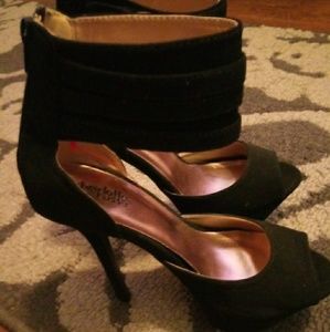 Charlotte russe heels